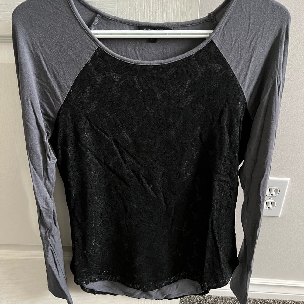 Long sleeve lace top